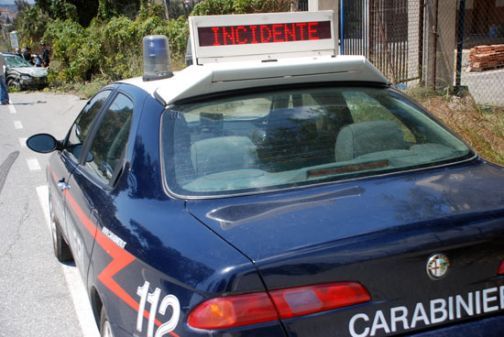 Due morti nell’auto uscita di strada