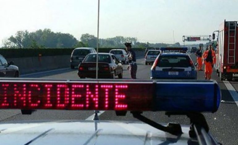 Incidente stradale sulla A21: sette chilometri di coda, un ferito non grave
