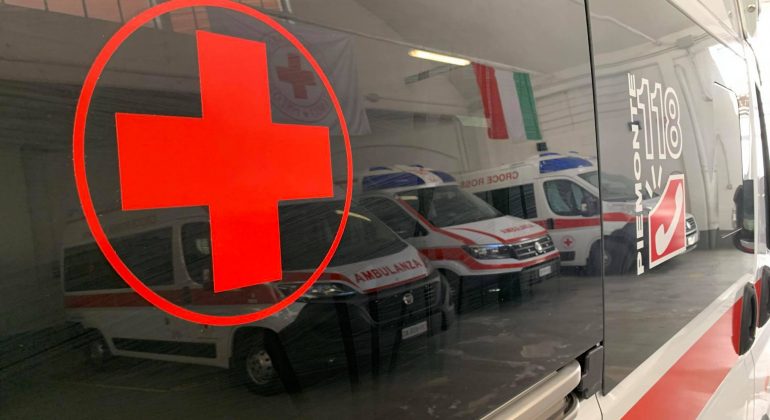 Incidente in moto all’alba a Venaria Reale: morta una ragazza di 24 anni